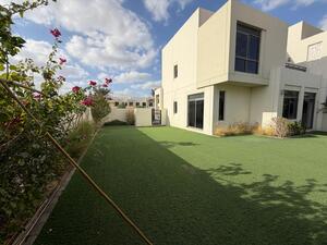 Noor Townhouses