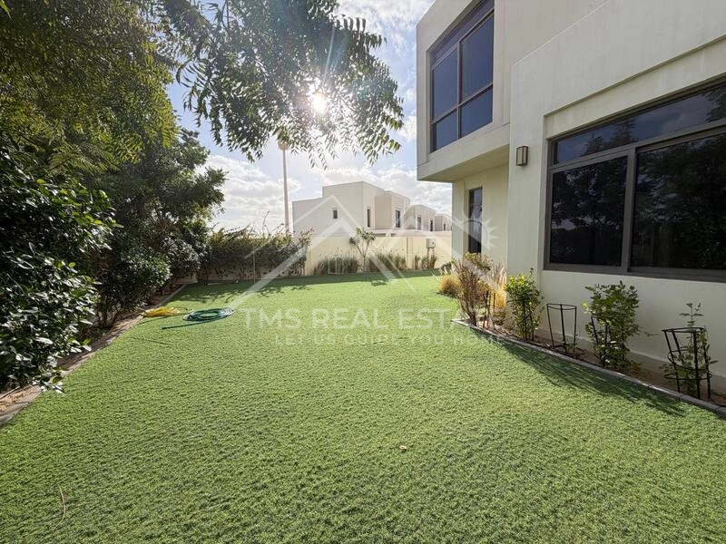 Noor Townhouses